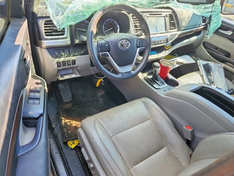 2016 TOYOTA HIGHLANDER LIMITED  