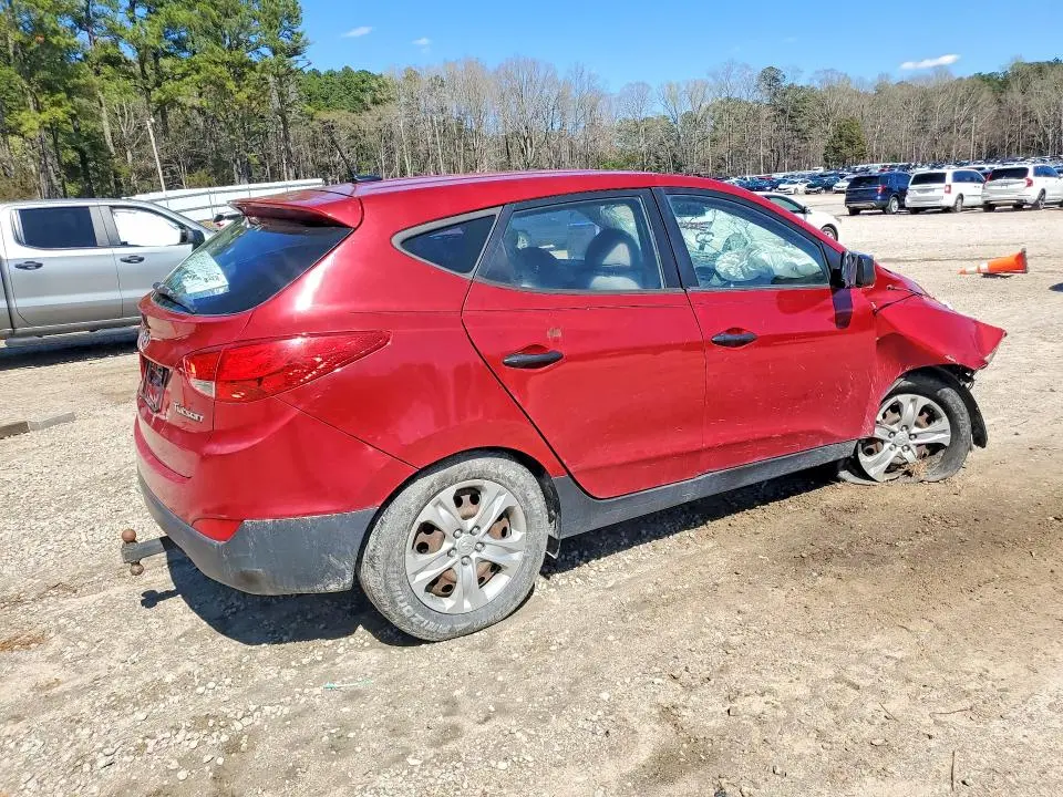 2010 HYUNDAI TUCSON GLS  