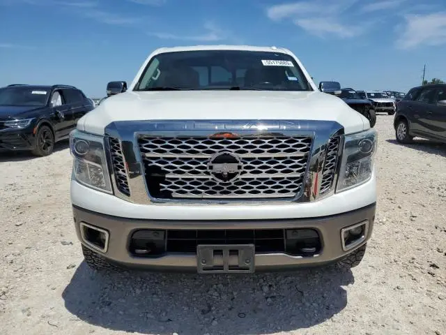 2017 NISSAN TITAN SV  