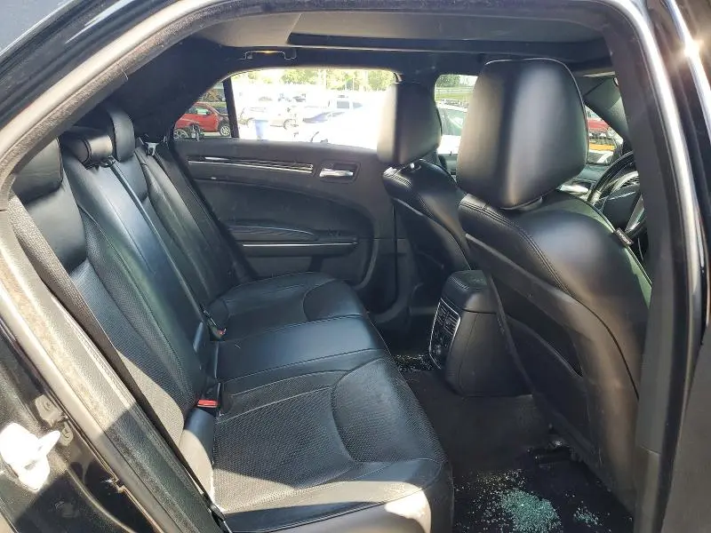 2014 CHRYSLER 300C   