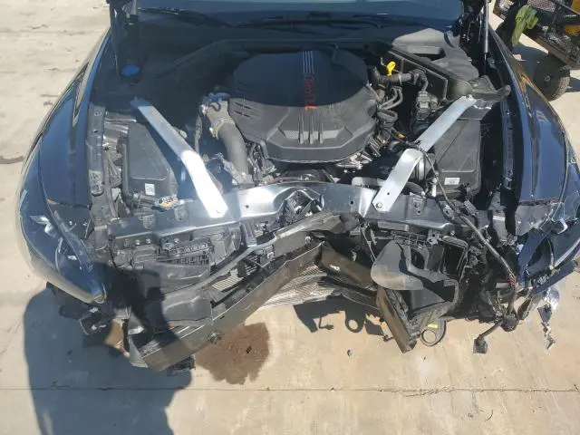 2021 KIA STINGER GT2  