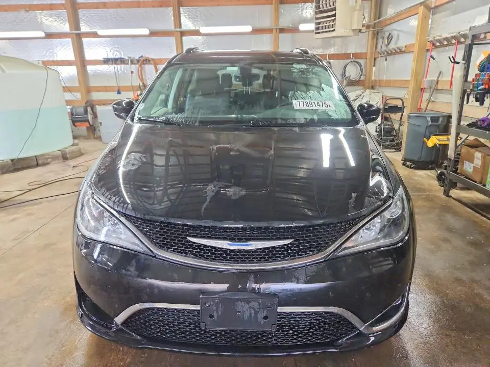 2018 CHRYSLER PACIFICA TOURING L PLUS  