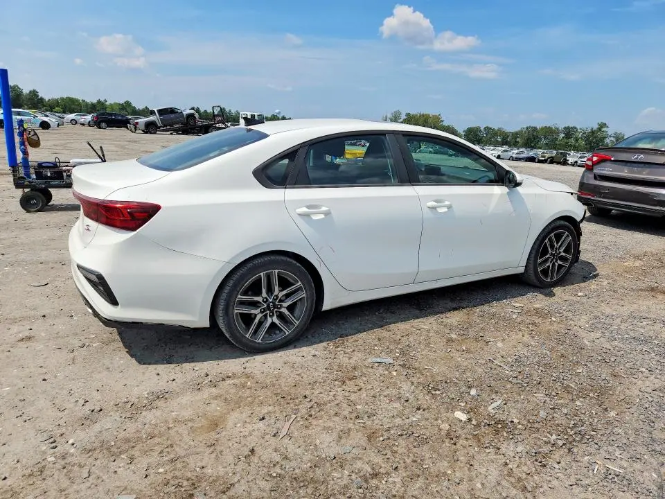 2019 KIA FORTE S  
