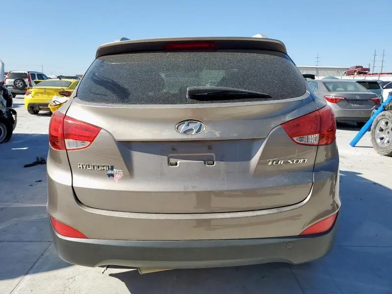 2011 HYUNDAI TUCSON GLS  