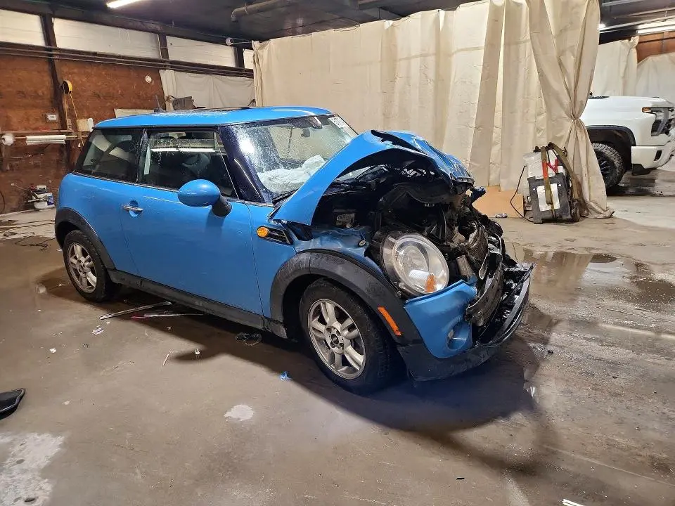 2013 MINI COOPER   