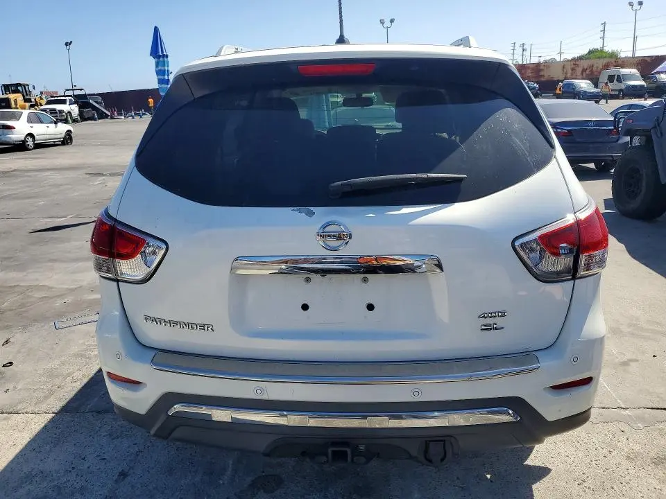 2014 NISSAN PATHFINDER SL  