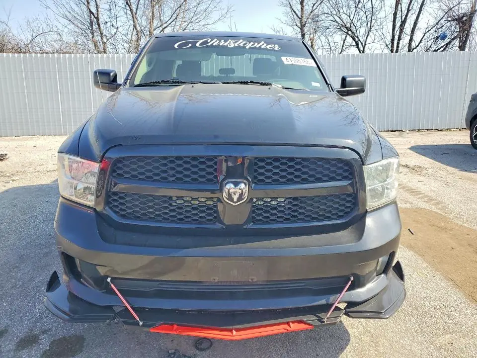 2014 RAM 1500 ST  