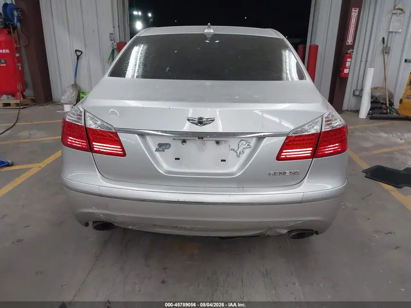 2011 HYUNDAI GENESIS 3.8
