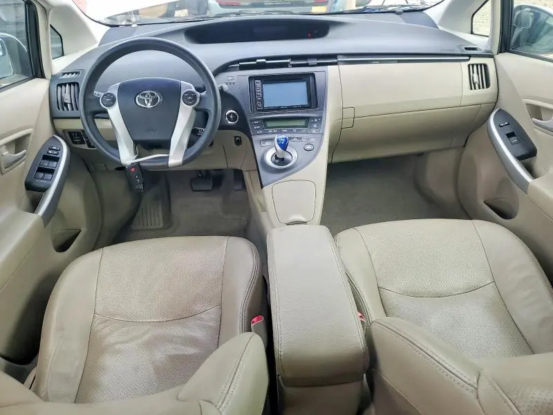 2011 TOYOTA PRIUS   