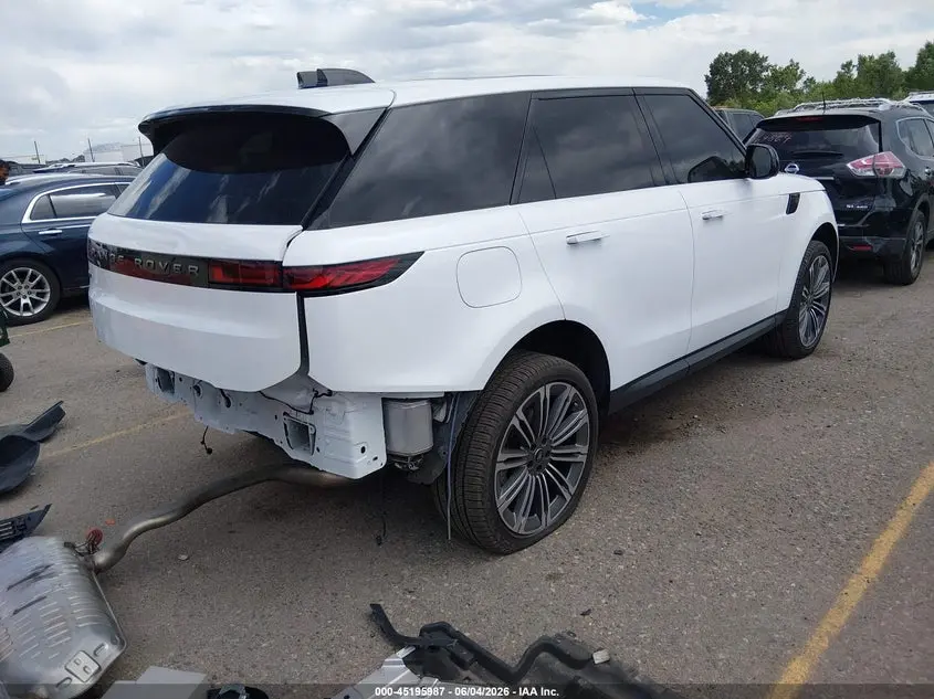 2024 LAND ROVER RANGE ROVER SPORT SE