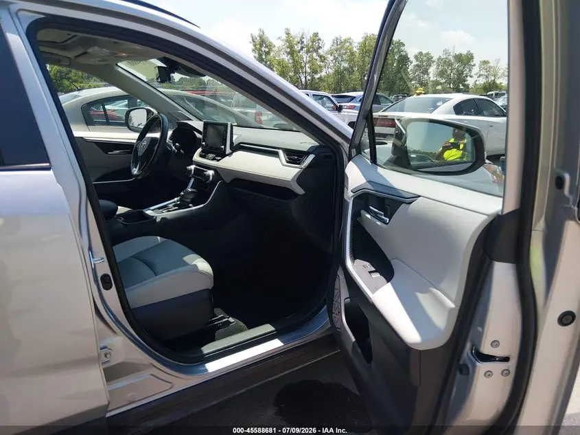 2019 TOYOTA RAV4 XLE PREMIUM