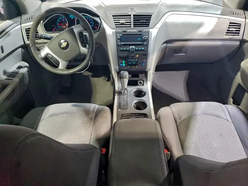 2011 CHEVROLET TRAVERSE LT  