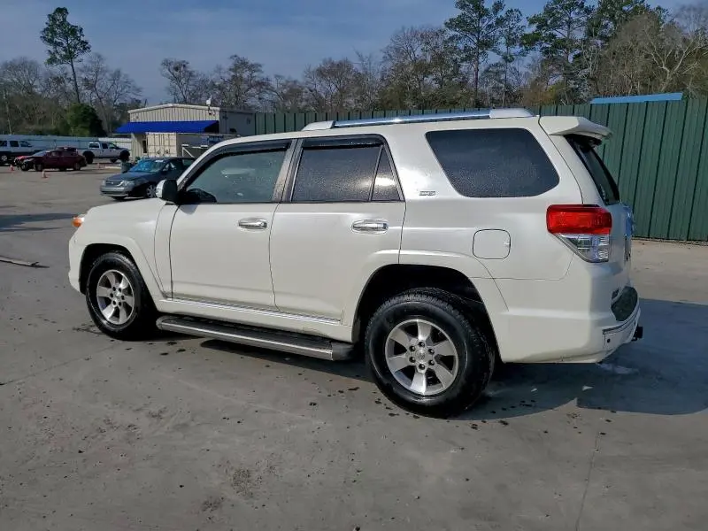 2010 TOYOTA 4RUNNER SR5  