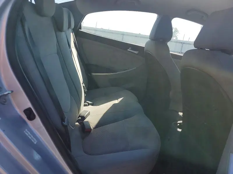 2014 HYUNDAI ACCENT GLS  