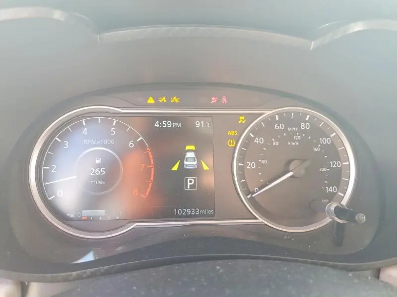 2021 NISSAN VERSA SV  