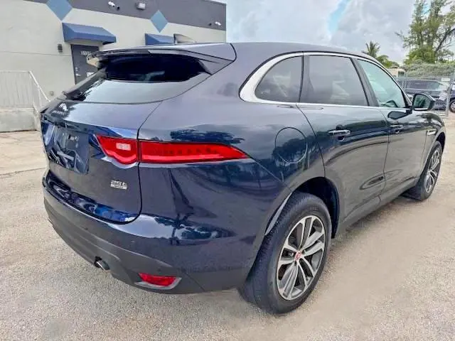 2020 JAGUAR F-PACE PREMIUM  