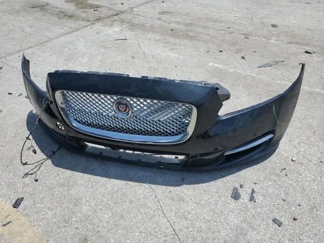 2015 JAGUAR XJL PORTFOLIO  