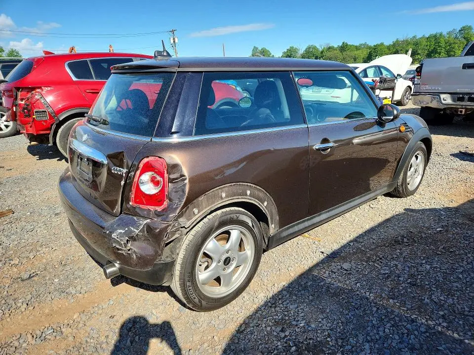 2011 MINI COOPER   
