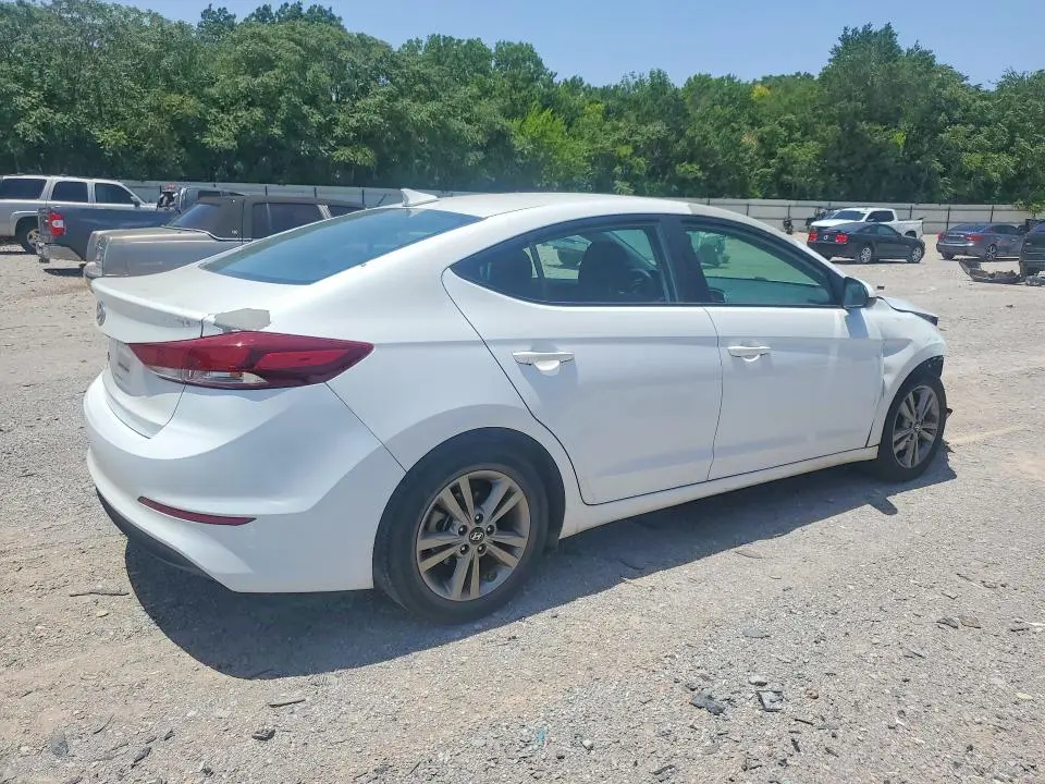 2018 HYUNDAI ELANTRA SEL  