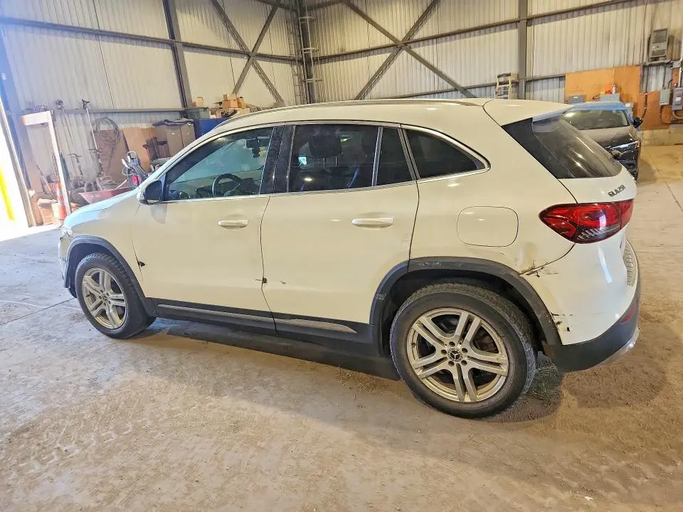 2021 MERCEDES-BENZ GLA 250 4MATIC  