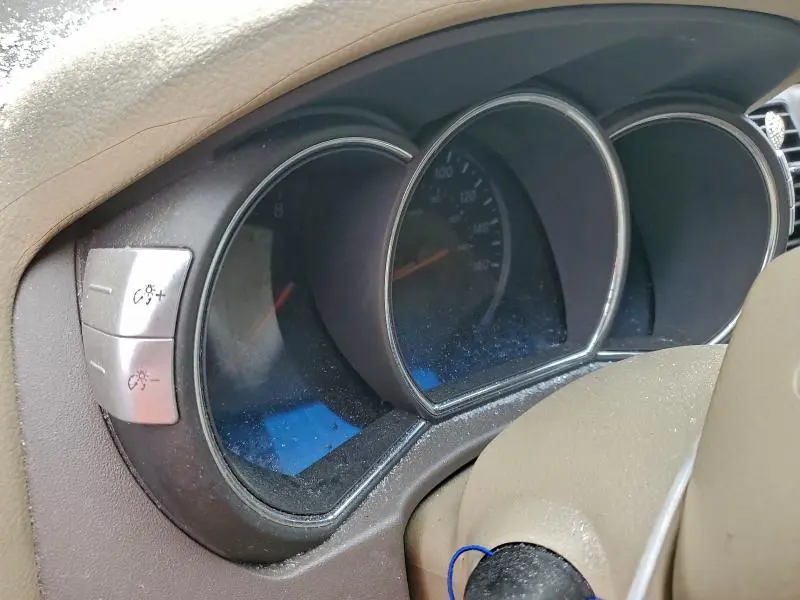 2011 NISSAN MURANO S  