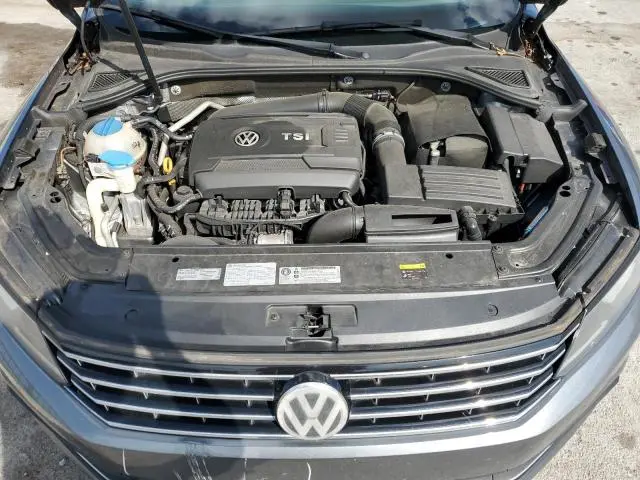 2016 VOLKSWAGEN PASSAT SE