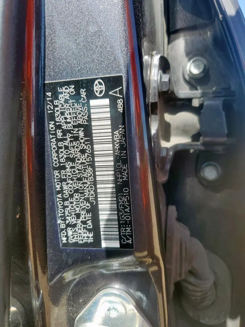 2015 TOYOTA PRIUS C   