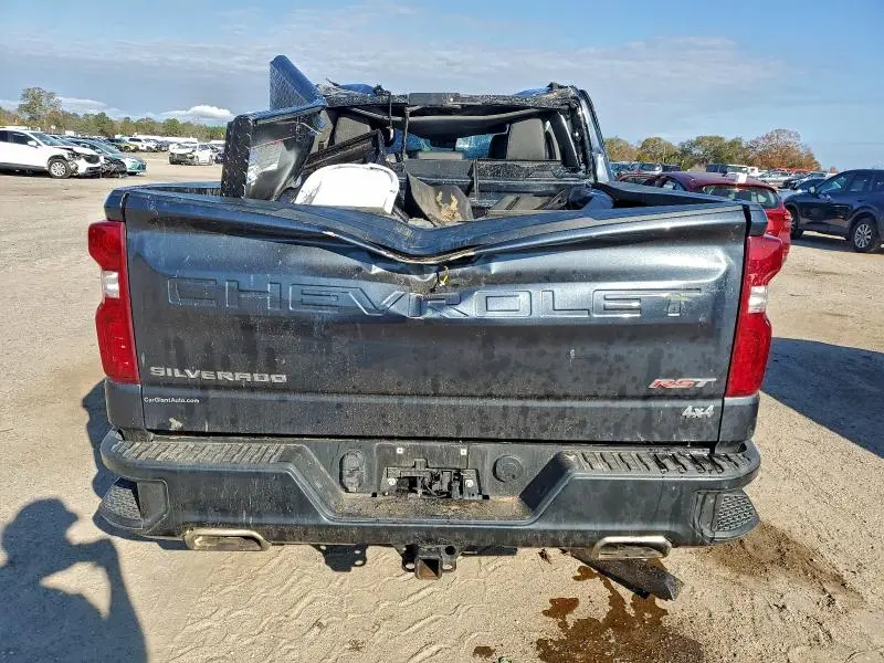 2021 CHEVROLET SILVERADO K1500 RST  