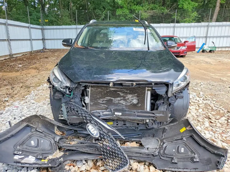 2017 KIA SORENTO LX V6  