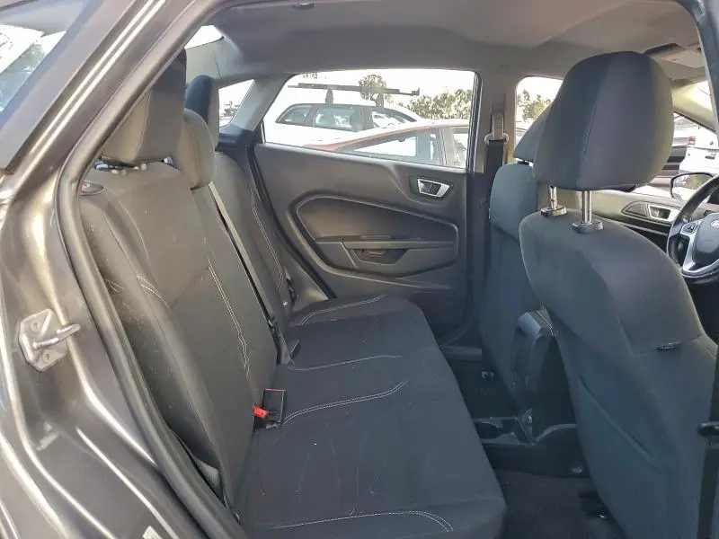 2014 FORD FIESTA SE  