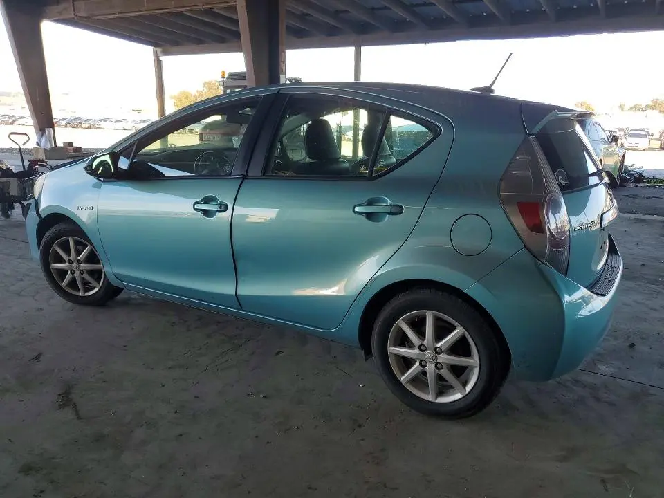 2013 TOYOTA PRIUS C FOUR  