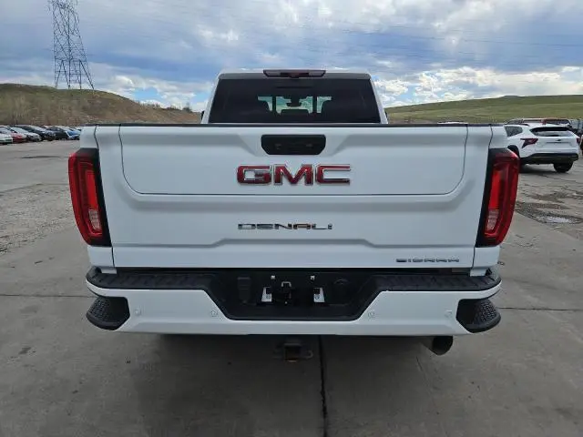 2021 GMC SIERRA K2500 DENALI  