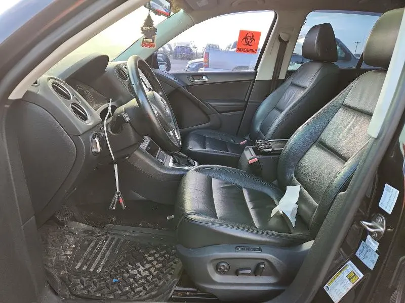2017 VOLKSWAGEN TIGUAN SPORT  