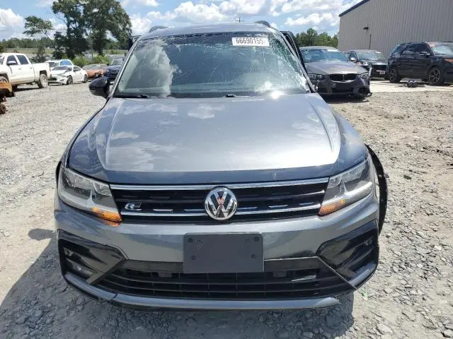 2020 VOLKSWAGEN TIGUAN SE  