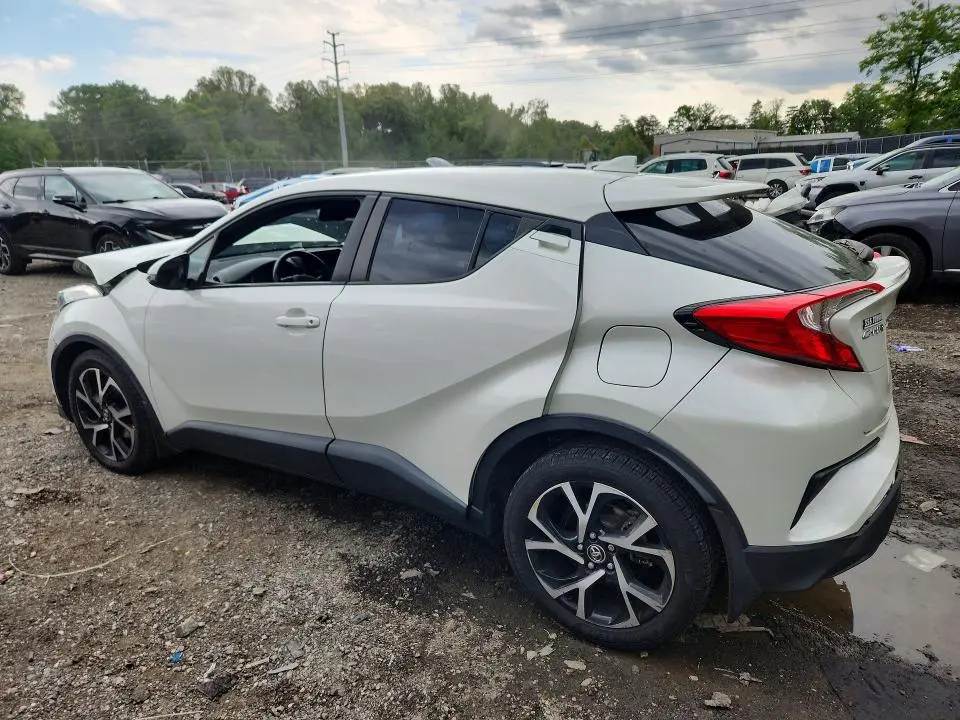 2018 TOYOTA C-HR XLE PREMIUM  