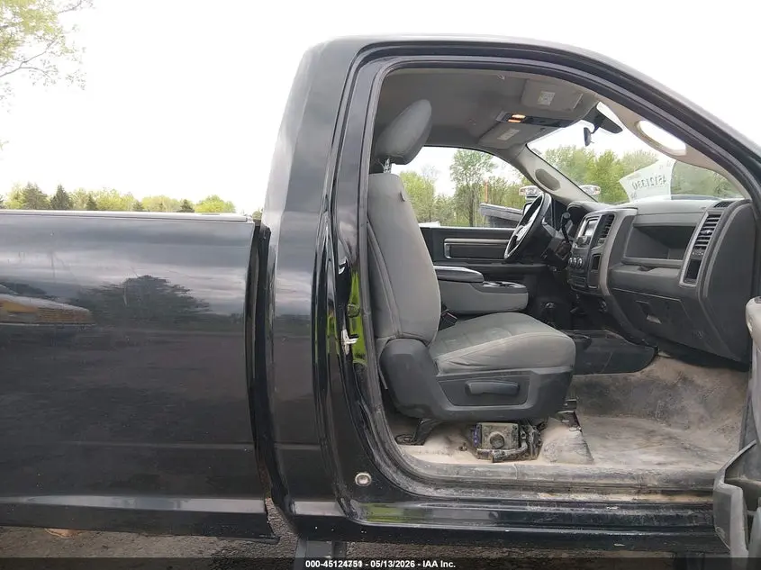 2018 RAM 2500 TRADESMAN  4X4 8' BOX