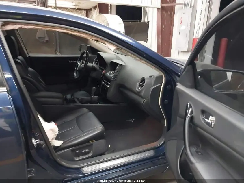 2011 NISSAN MAXIMA 3.5 SV