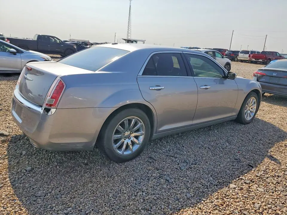 2014 CHRYSLER 300C   