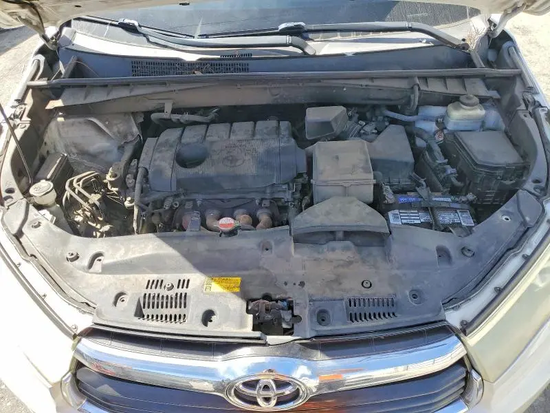 2015 TOYOTA HIGHLANDER LE  