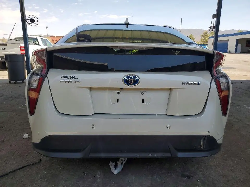 2017 TOYOTA PRIUS FOUR TOURING  