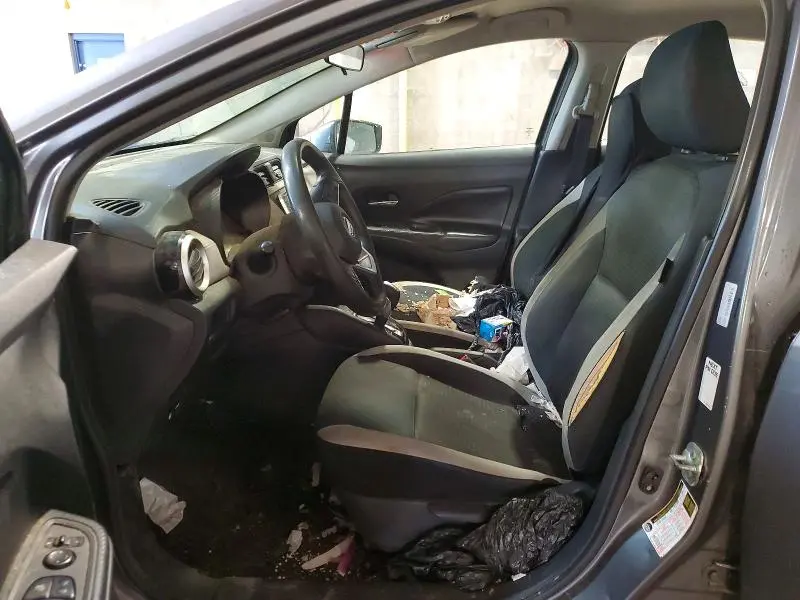 2020 NISSAN VERSA SV  