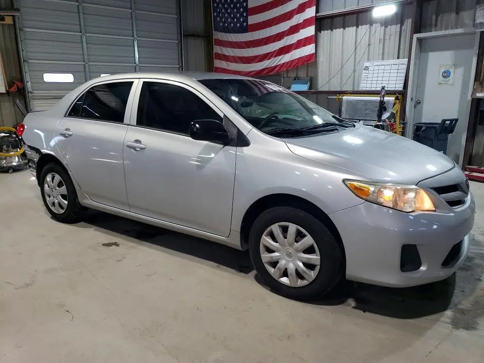 2013 TOYOTA COROLLA BASE  