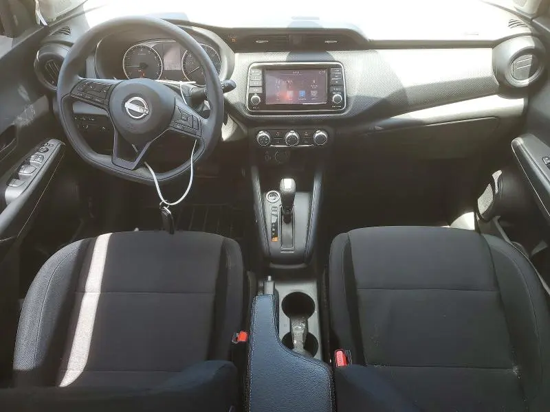 2023 NISSAN KICKS S  