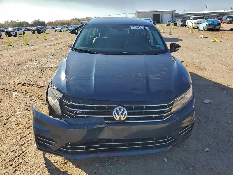 2018 VOLKSWAGEN PASSAT S  