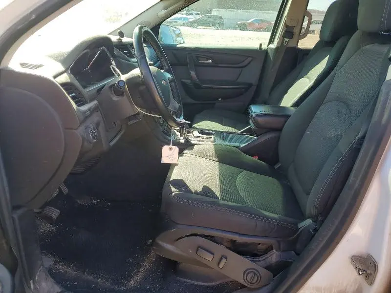 2017 CHEVROLET TRAVERSE LT  