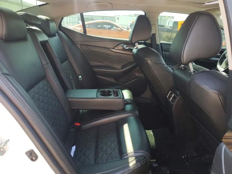 2017 NISSAN MAXIMA PLATINUM  