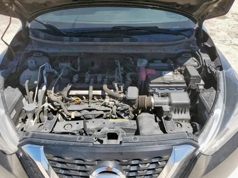 2019 NISSAN KICKS S  