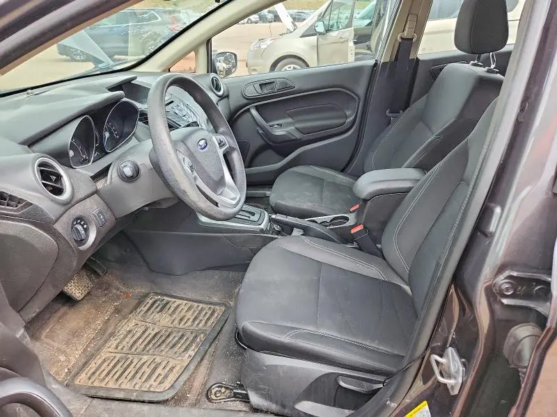 2017 FORD FIESTA SE  