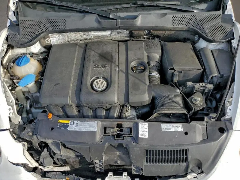 2013 VOLKSWAGEN BEETLE   