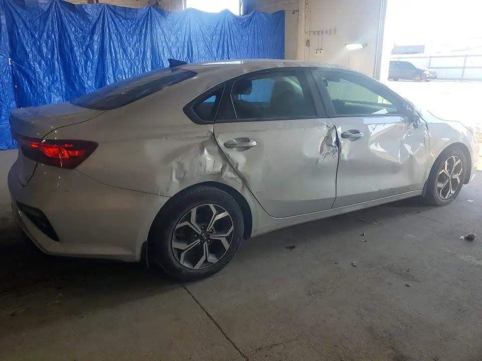2020 KIA FORTE LXS  